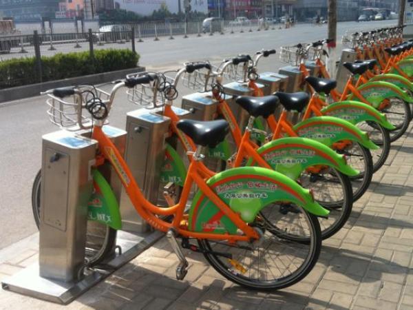 共享单车冲击下公共自行车的退出困境 城市出行服务的结构性替代